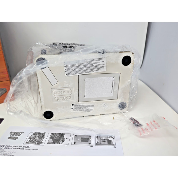 Lemax SPOOKY TOWN ~ Bigfoot Brewhaus 35006 ~ Lighted Halloween Village ~ TESTED - Picture 7 of 9